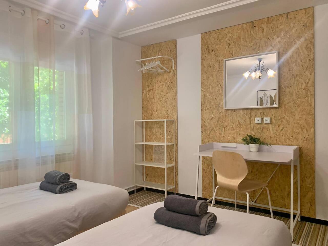 Apartamento Centrico Y Comodo Vitoria-Gasteiz Dış mekan fotoğraf
